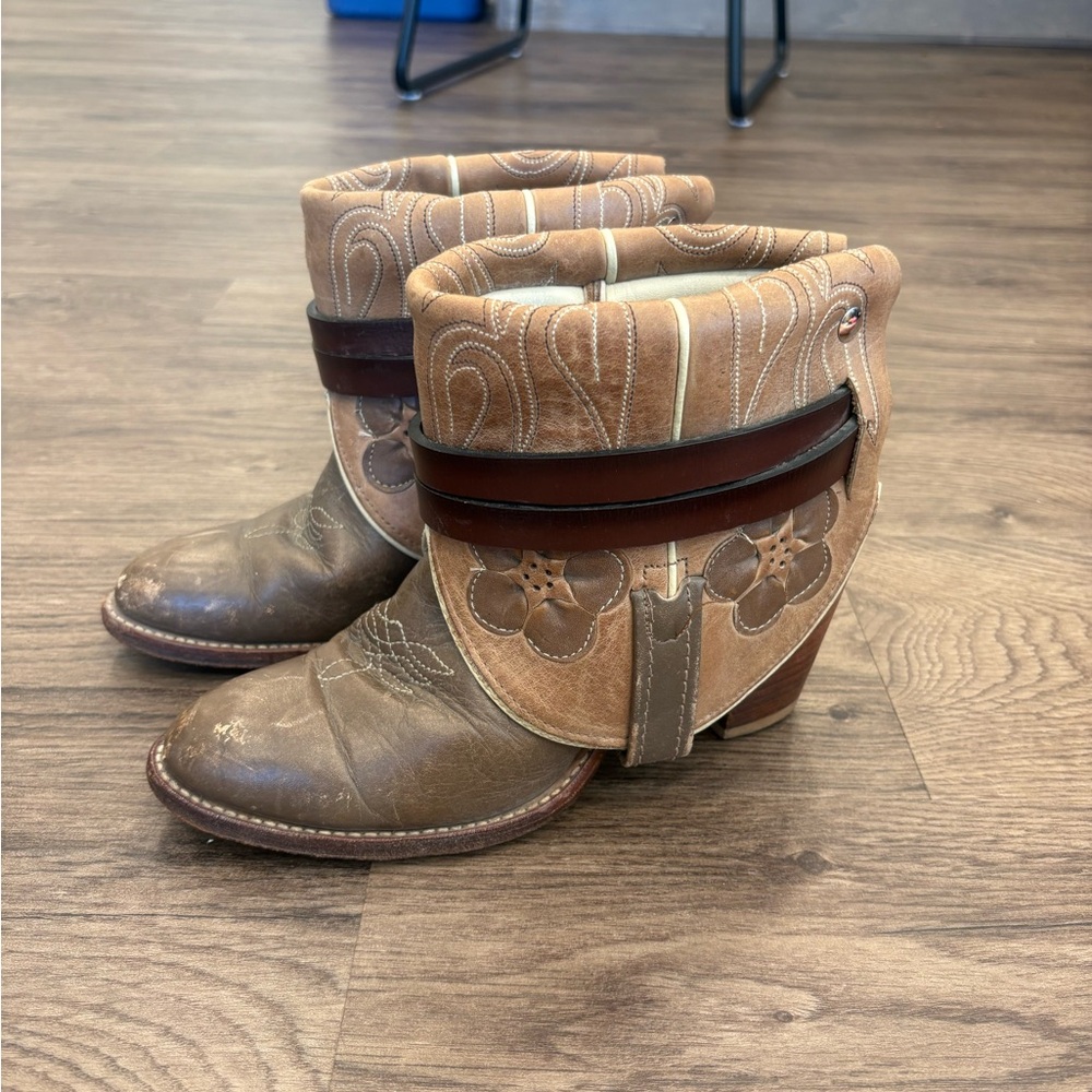 Women's Tan Floral Western Ankle Booties